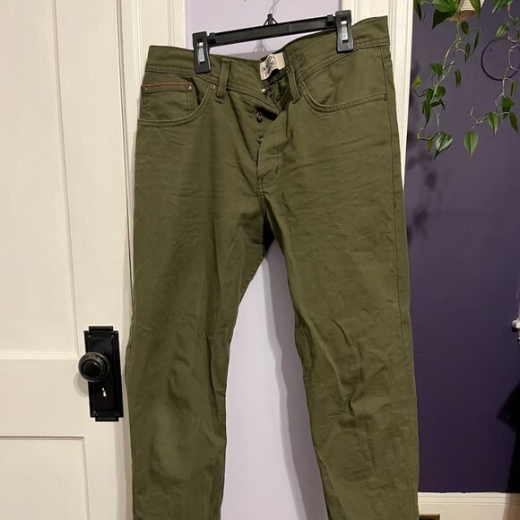 Naked & Famous Army Green Selvedge Weird Guy Size 33 - Picture 1 of 4